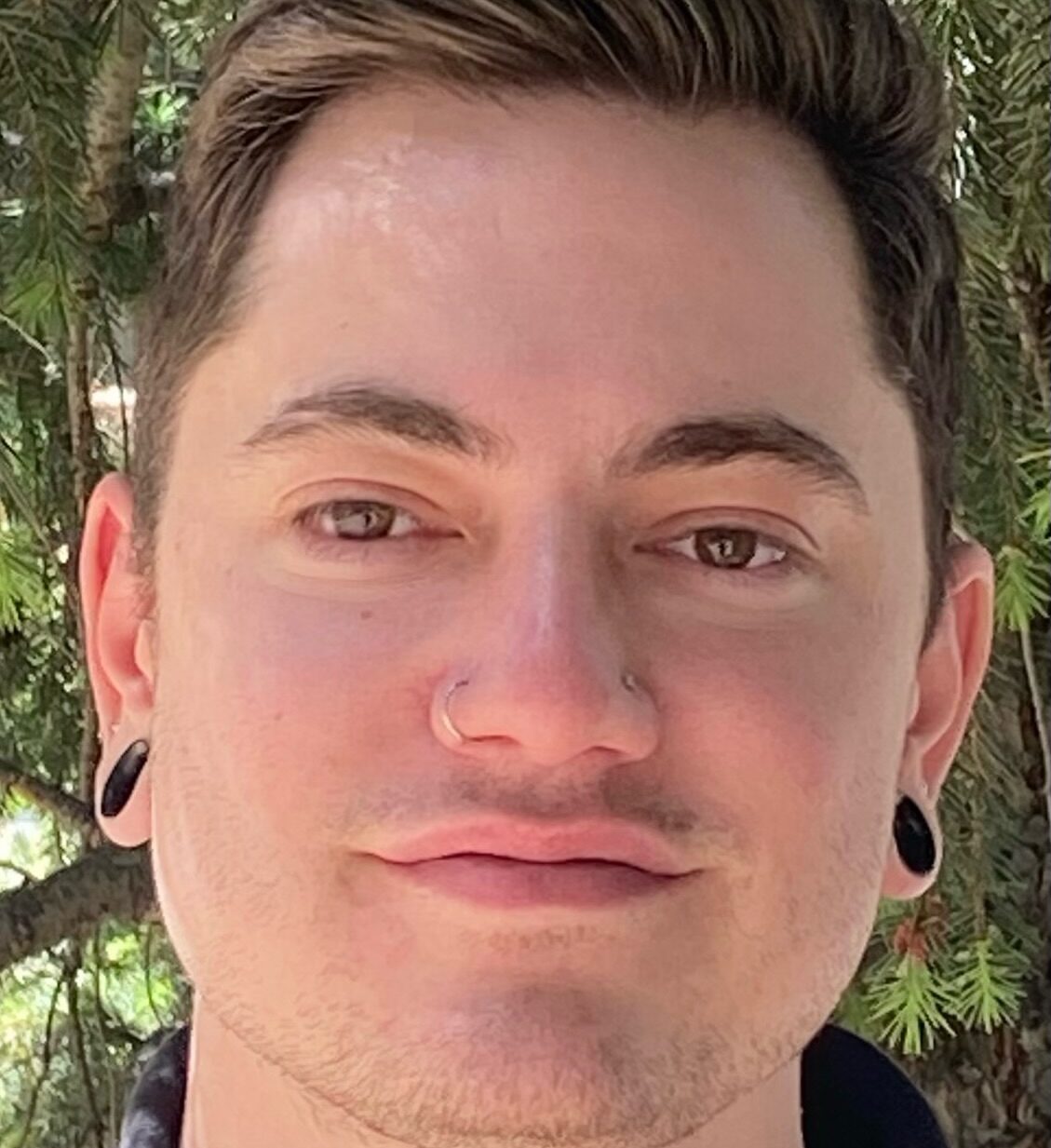 Zach Apple headshot